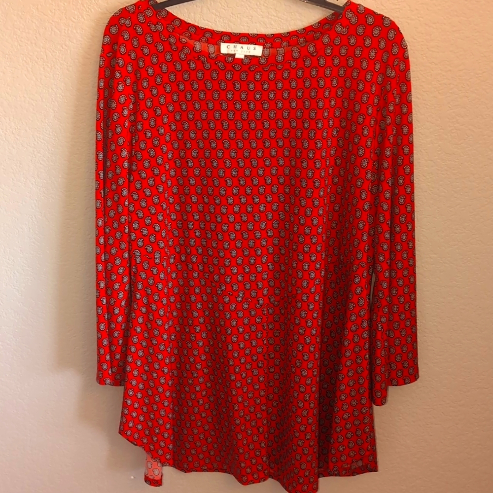 Chaus Bright Red and black Paisley XL Top